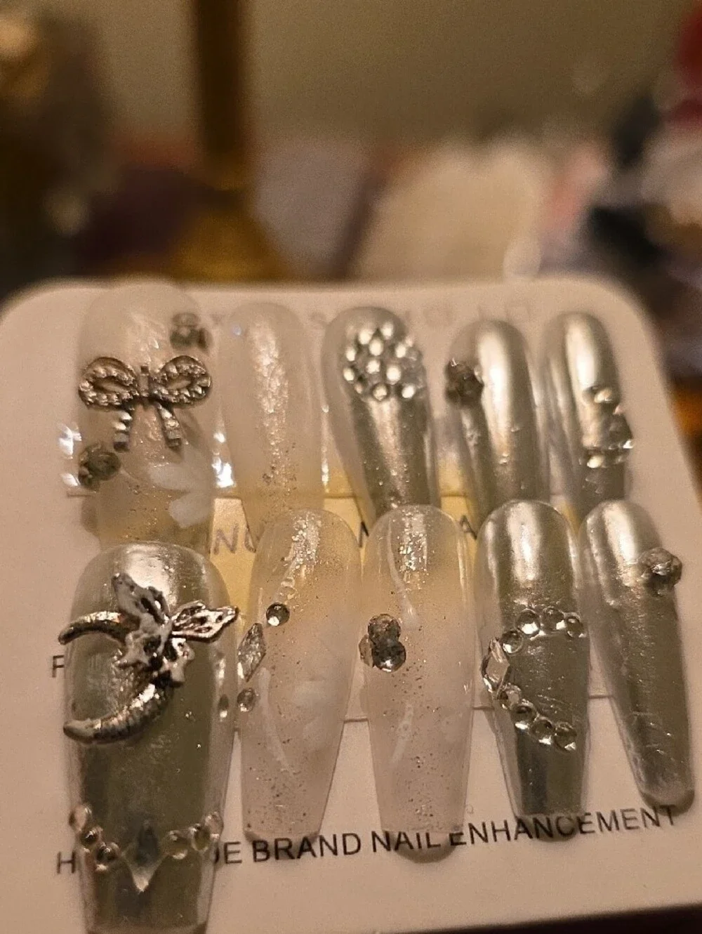 Silver Embellished Press-On Nail Set - Size Med
